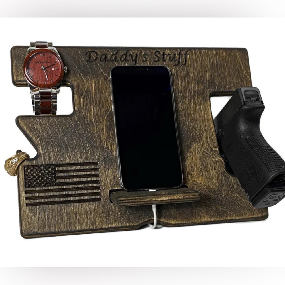 Man Stand Wooden Docking Station for Accessories